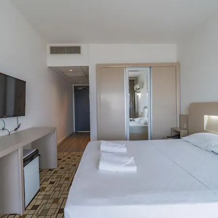 Szálloda Sibyl Erythrai By Muup